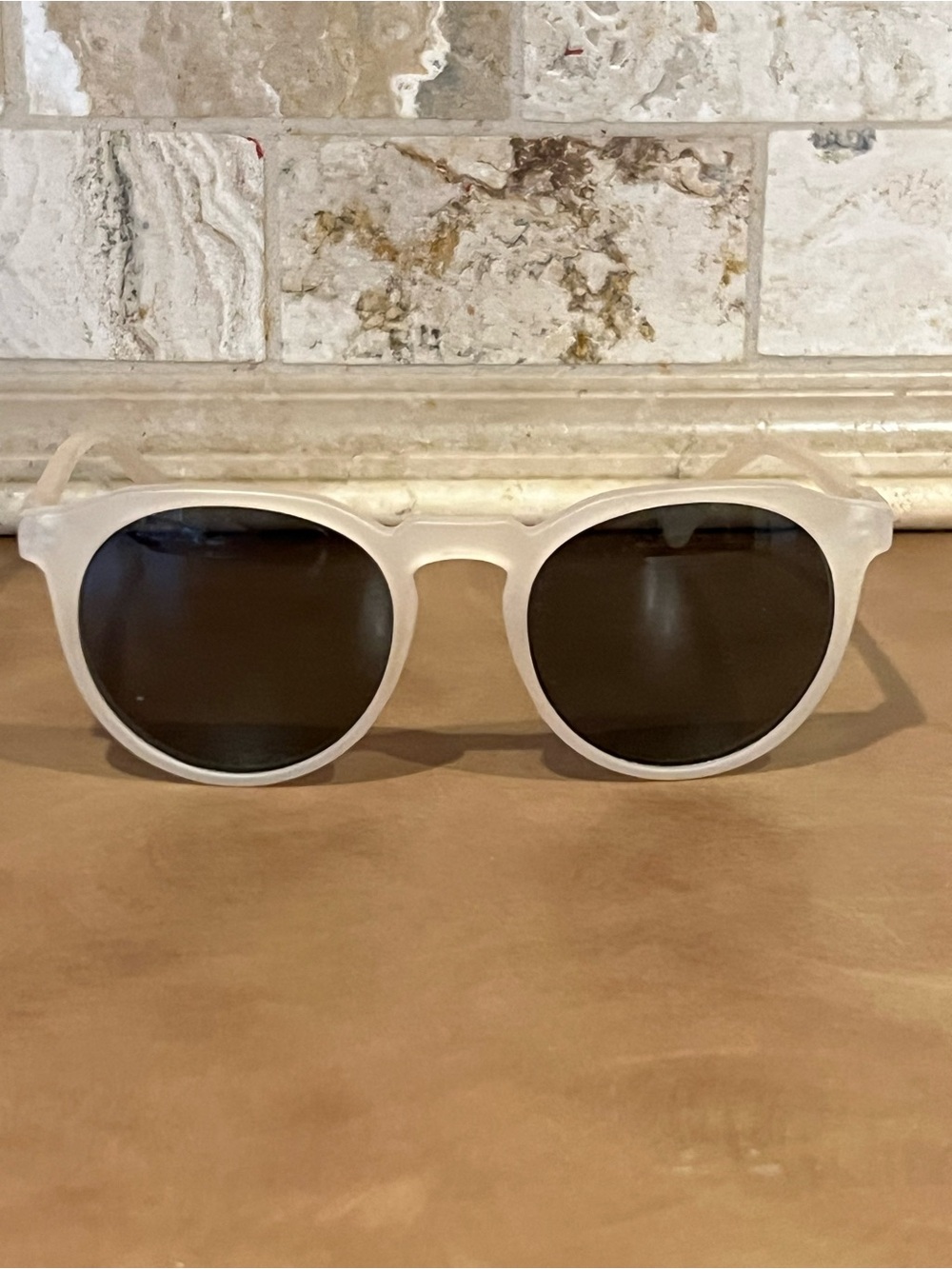 ZARA Round Polarized Durable Plastic Sunglasses ;Used